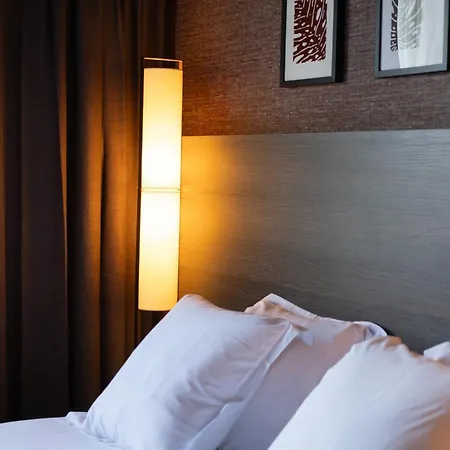 Oceania Hotel